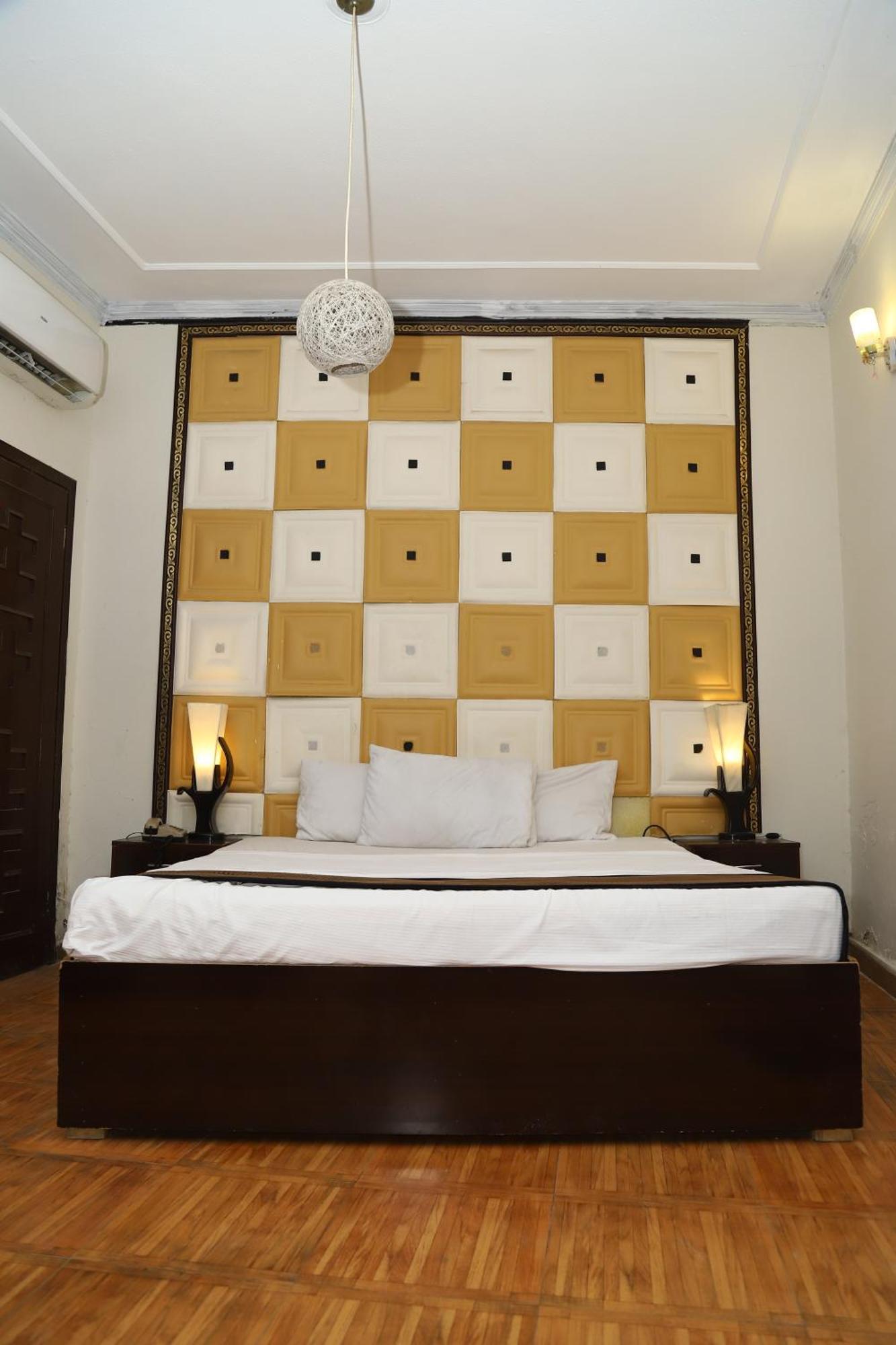 Hotel Green Fort Gulberg Lahaur Zewnętrze zdjęcie